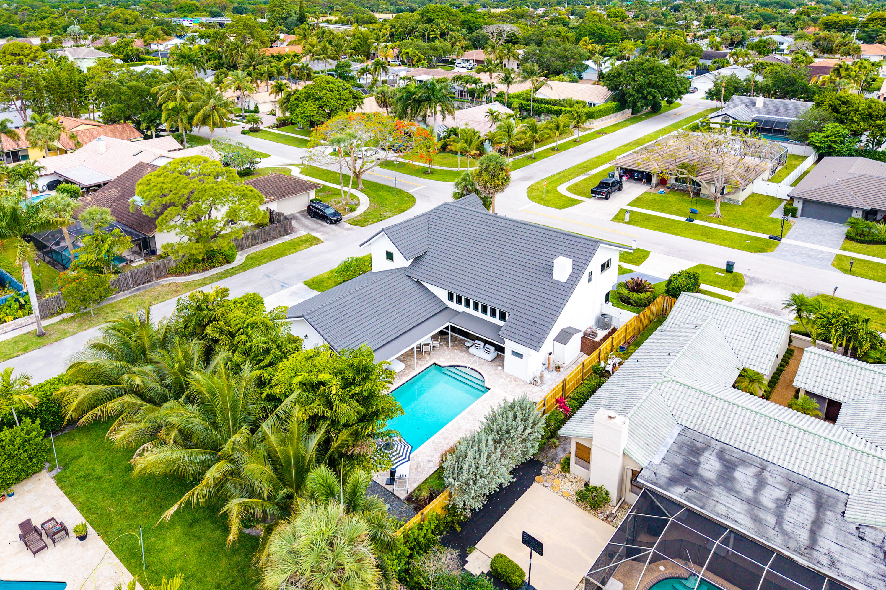 PALM BEACH FARMS CO 10 - Residential