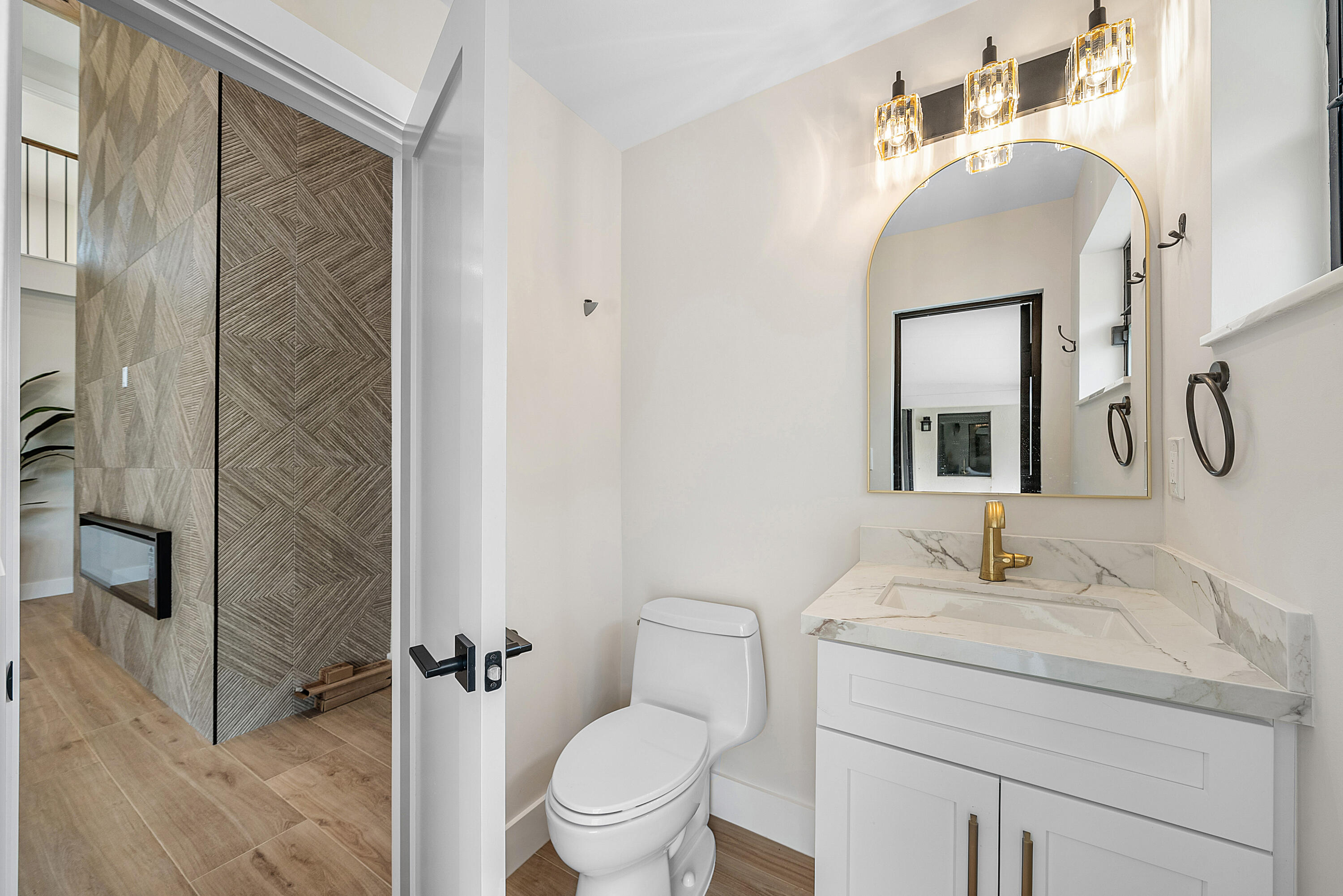 PALM BEACH FARMS CO 10 - Residential