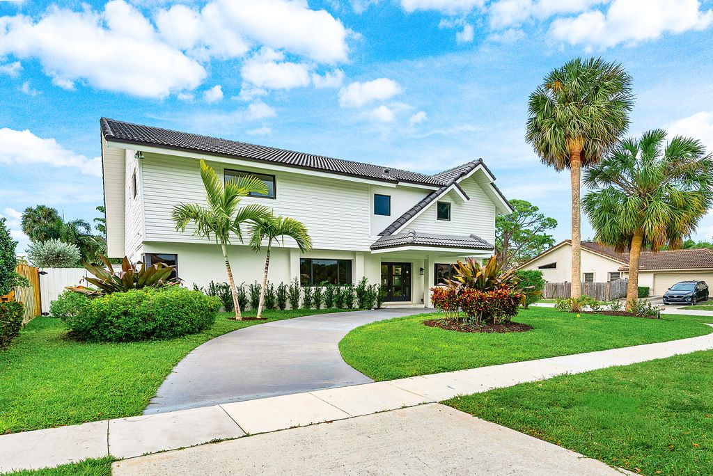 Photo of 1398 SW 20th Street, Boca Raton, FL 33486 (MLS # B26022169)