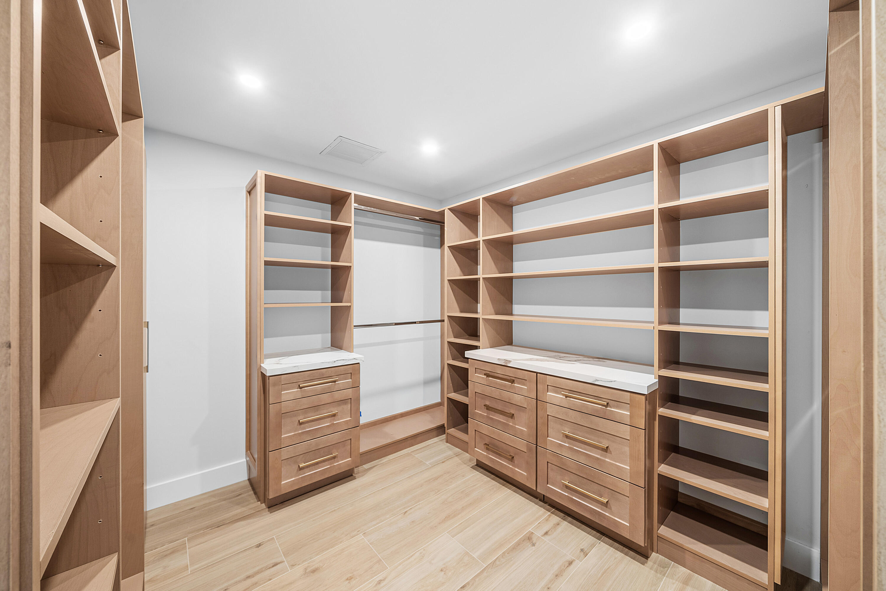 PALM BEACH FARMS CO 10 - Residential