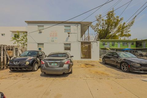 1459 NW 60th Street Miami FL 8127