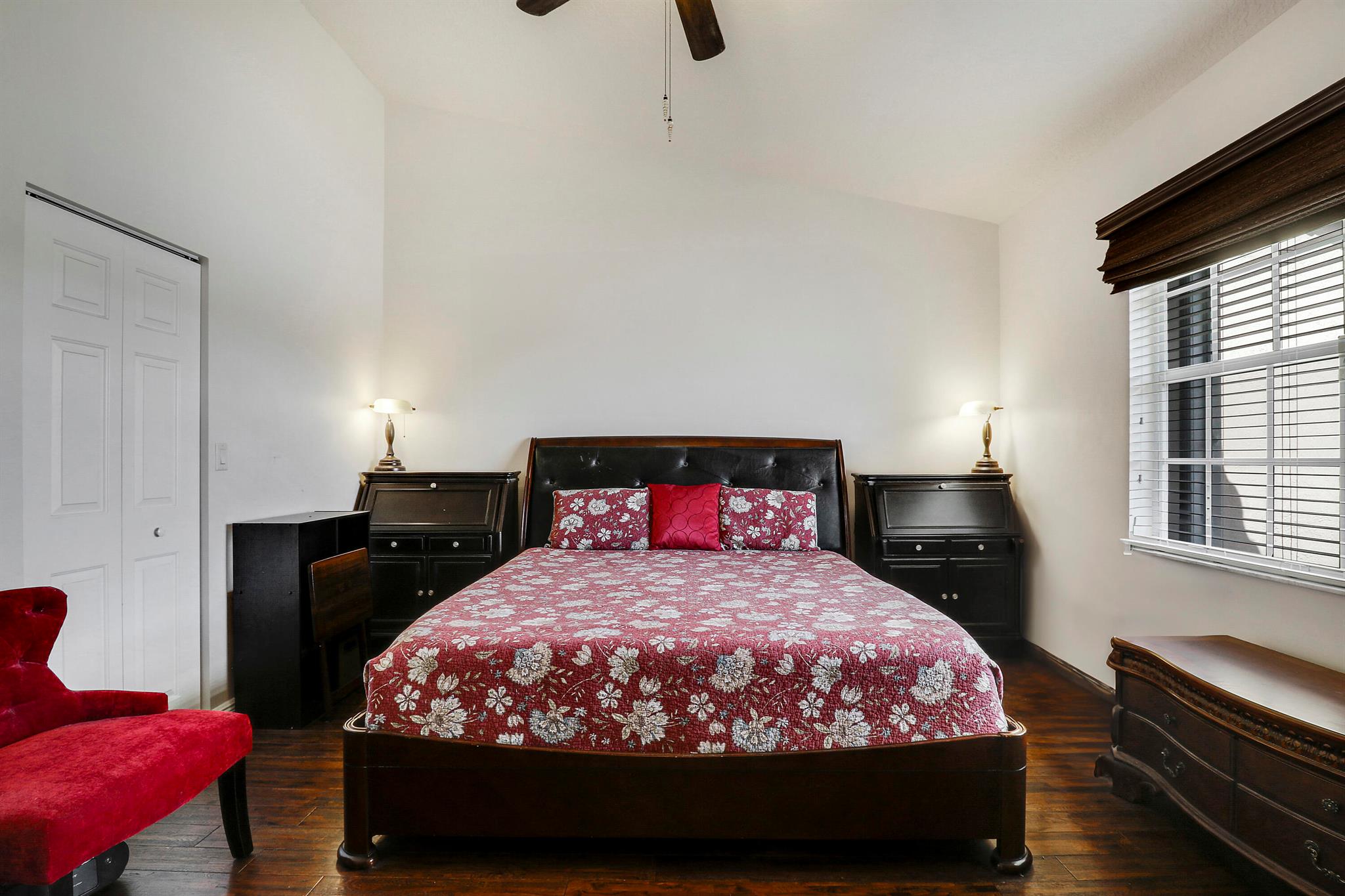 ROLLING HILLS GOLF & TENN - Residential