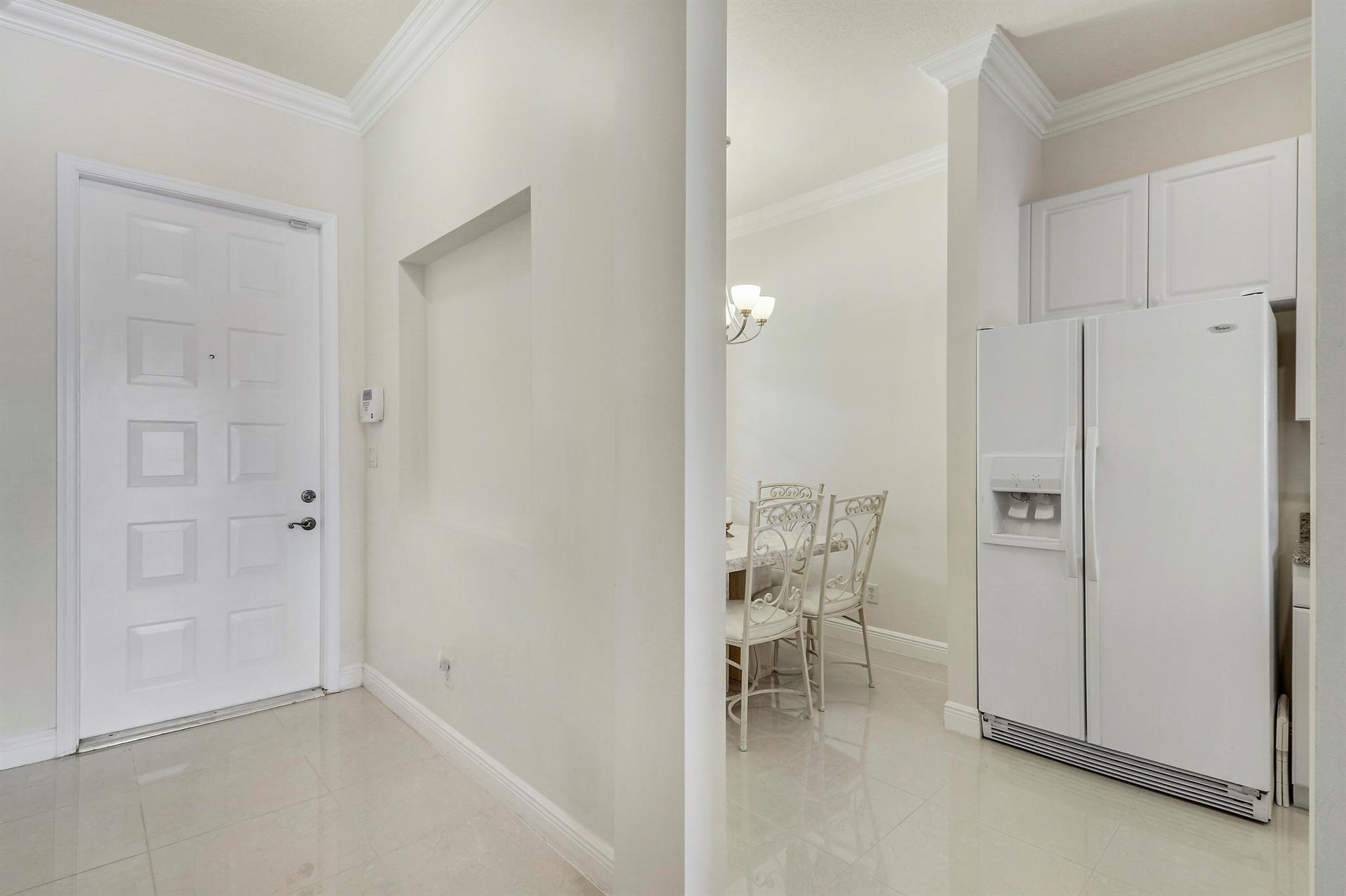 ROLLING HILLS GOLF & TENN - Residential