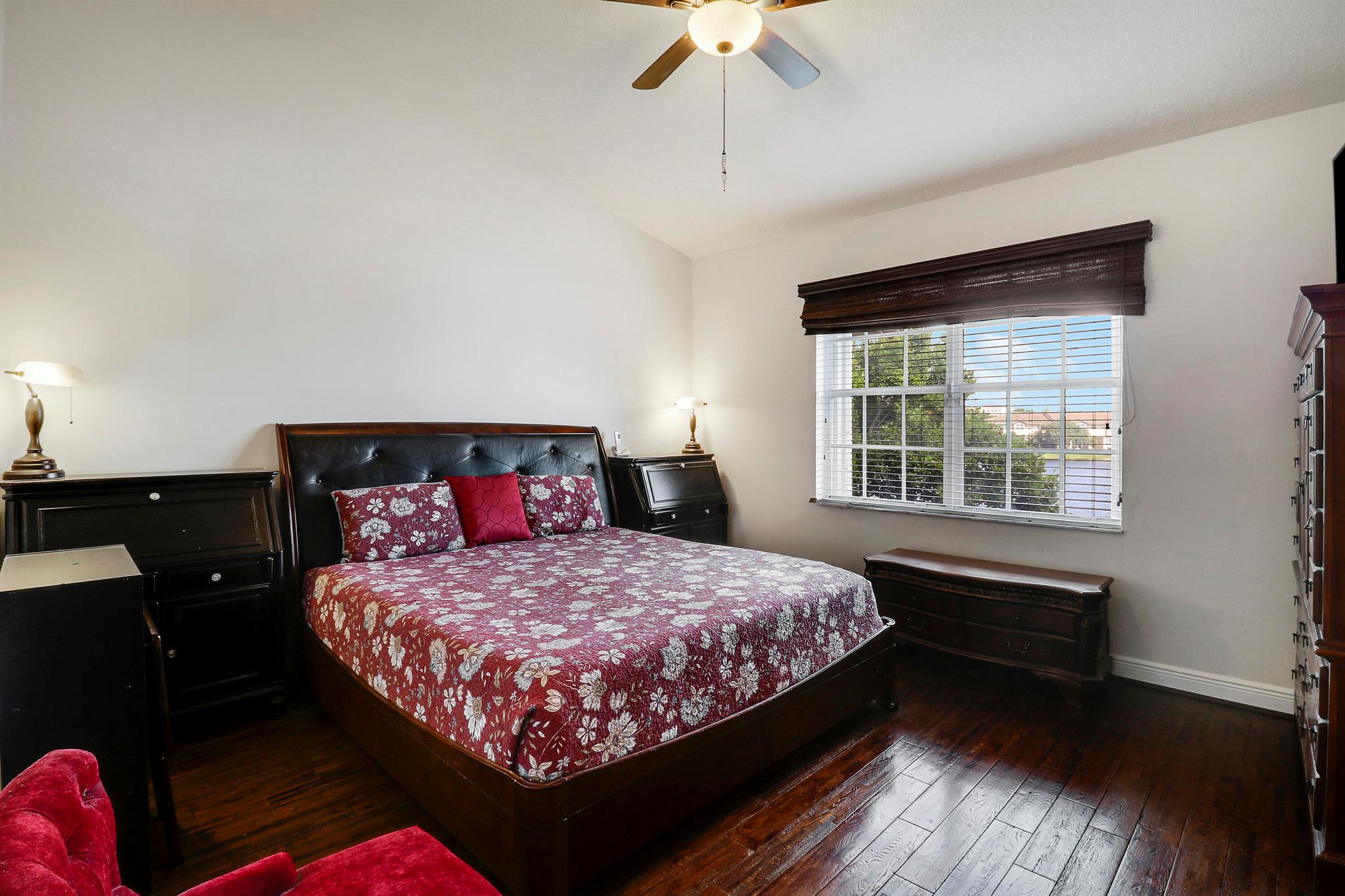 ROLLING HILLS GOLF & TENN - Residential