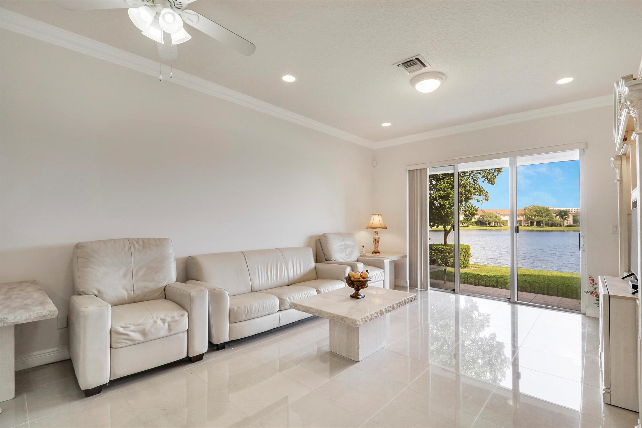 ROLLING HILLS GOLF & TENN - Residential