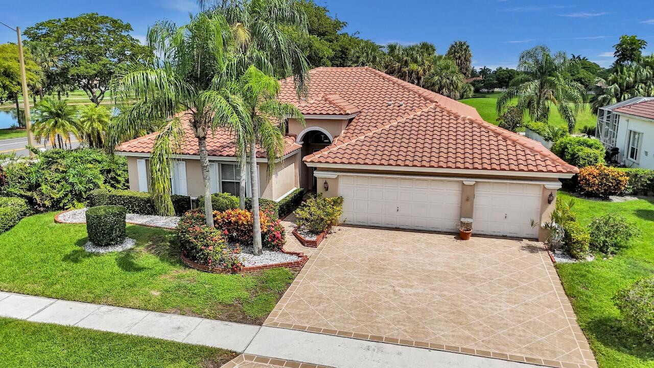 5639 Bermuda Dunes Circle