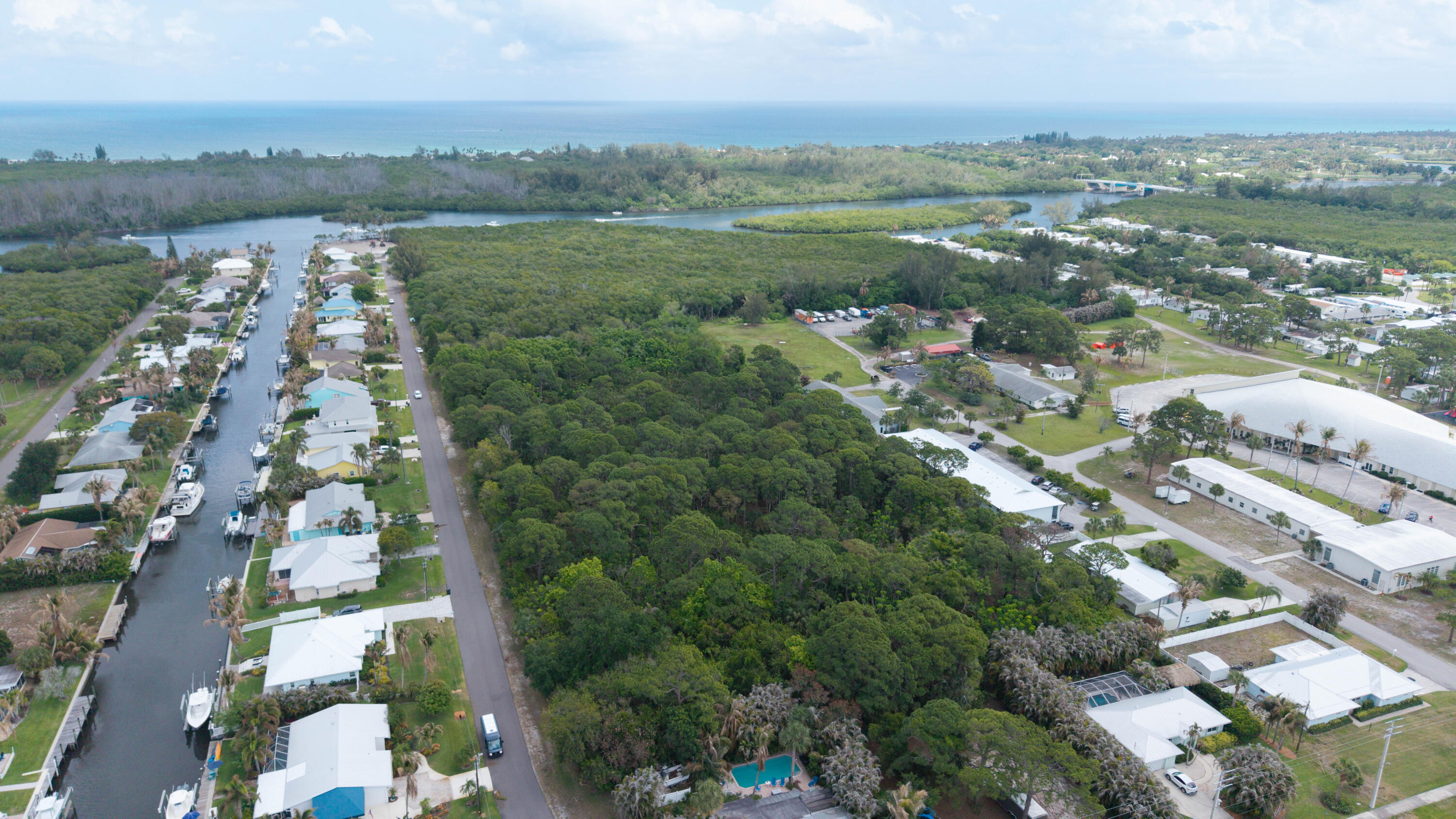 M5-HOBE SOUND - Land