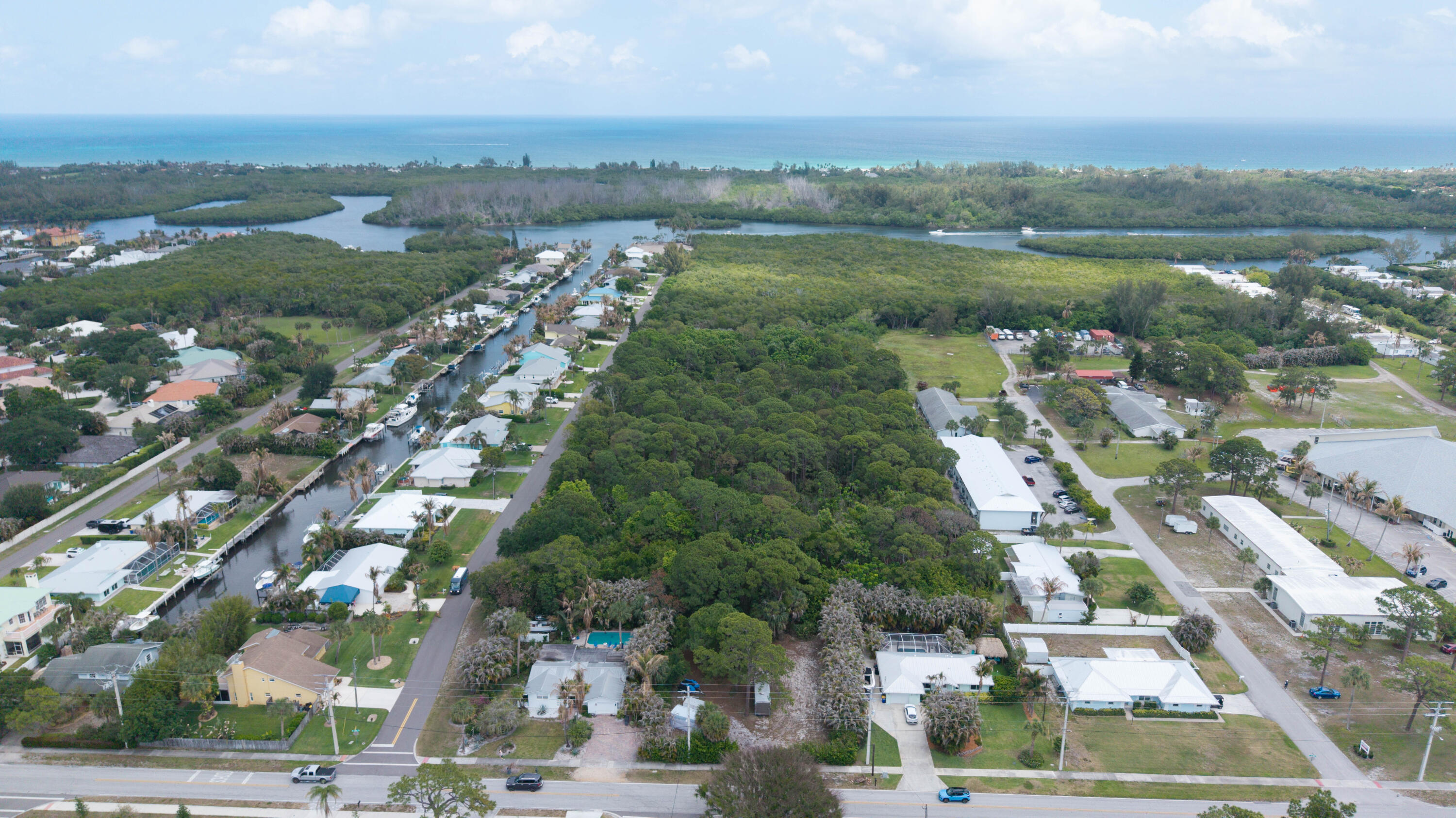 M5-HOBE SOUND - Land