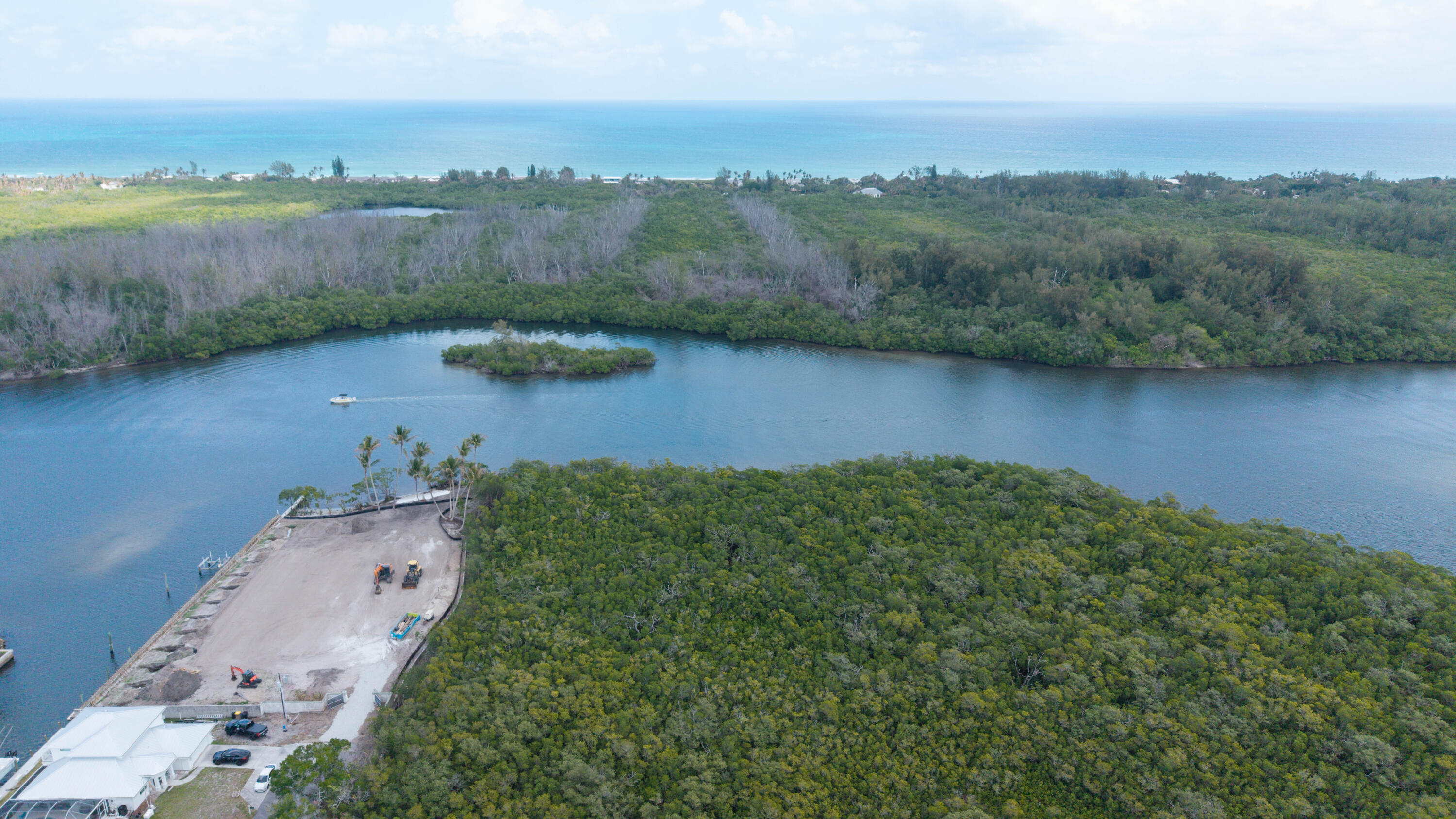 M5-HOBE SOUND - Land