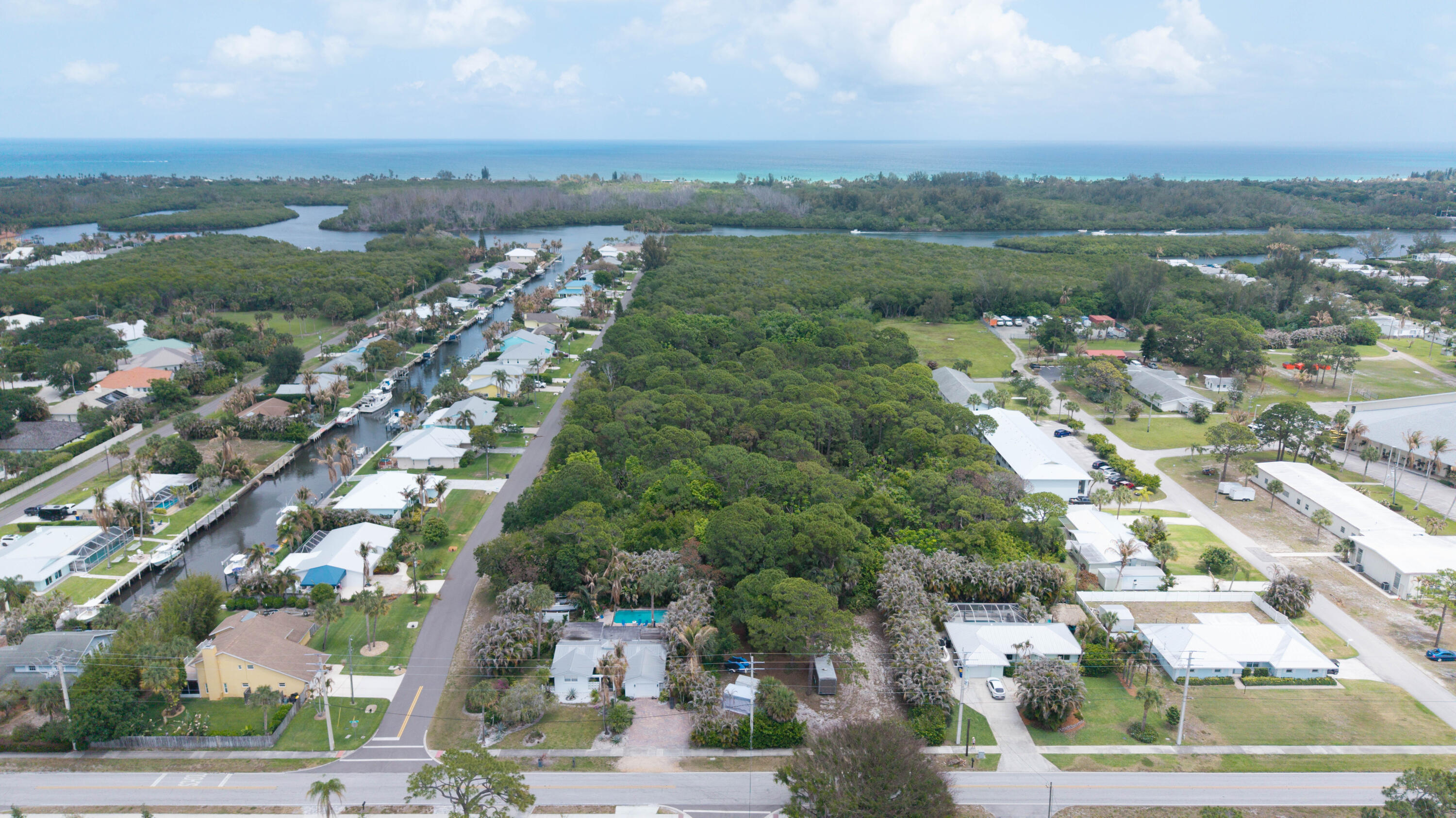 M5-HOBE SOUND - Land