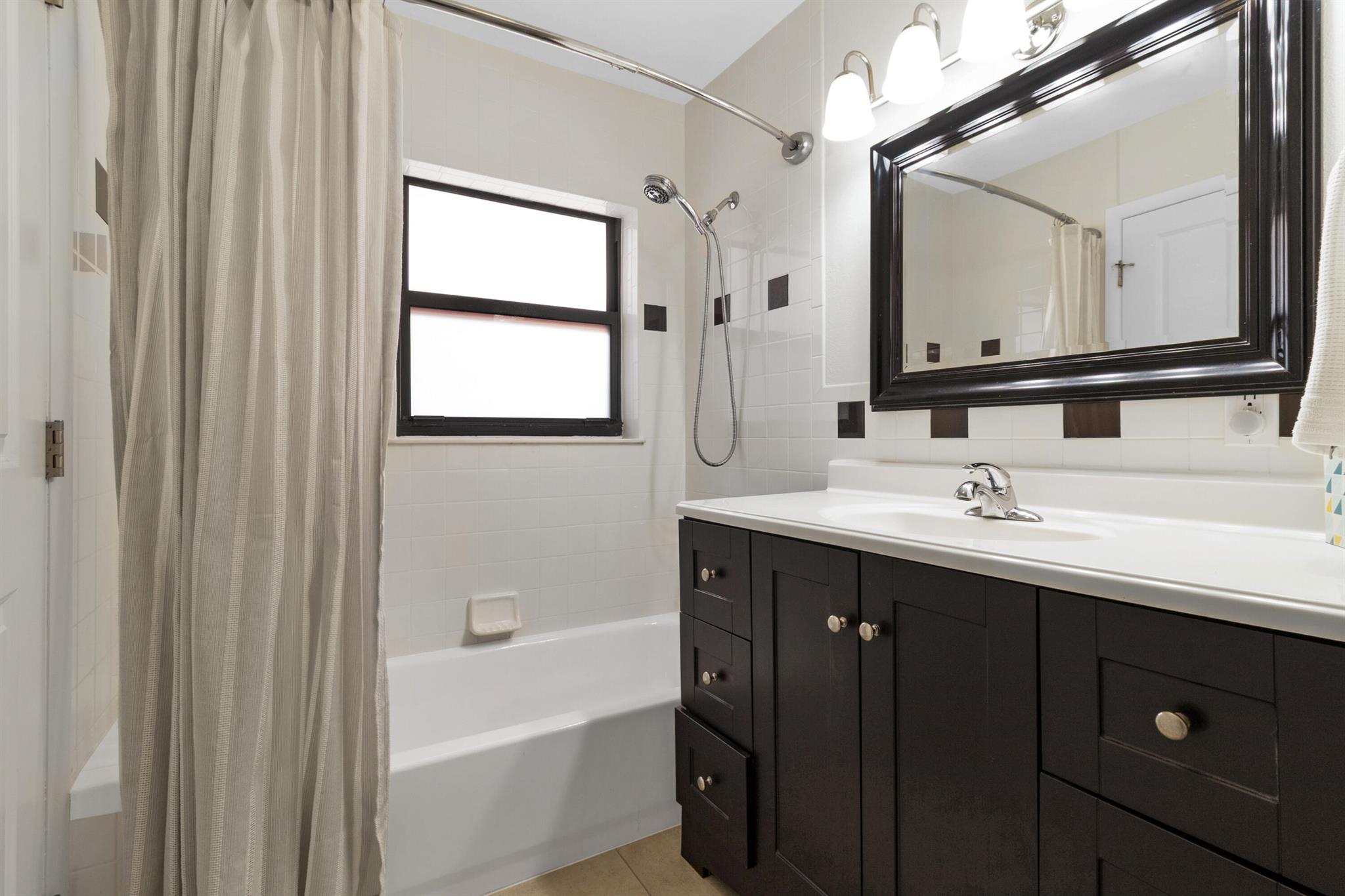 Pompano Isles Sec B 31-8 - Residential