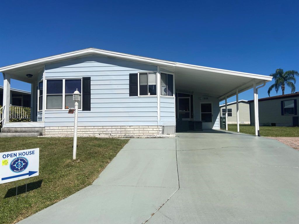 Photo of 240 Travis Cay Place #2, Fort Pierce, FL 34982 (MLS # R11048012)