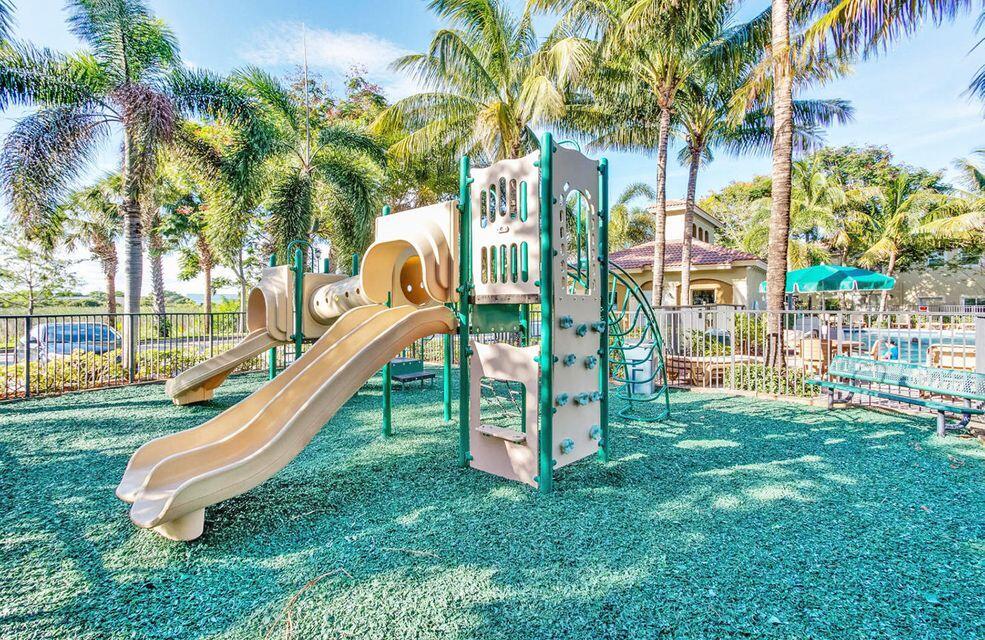 MONTEREY BAY TR - Residential Lease