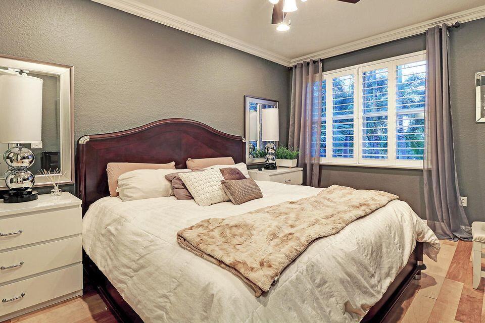 MONTEREY BAY TR - Residential Lease