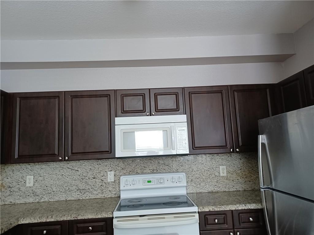 Courtyards Three Condo - Residential Lease