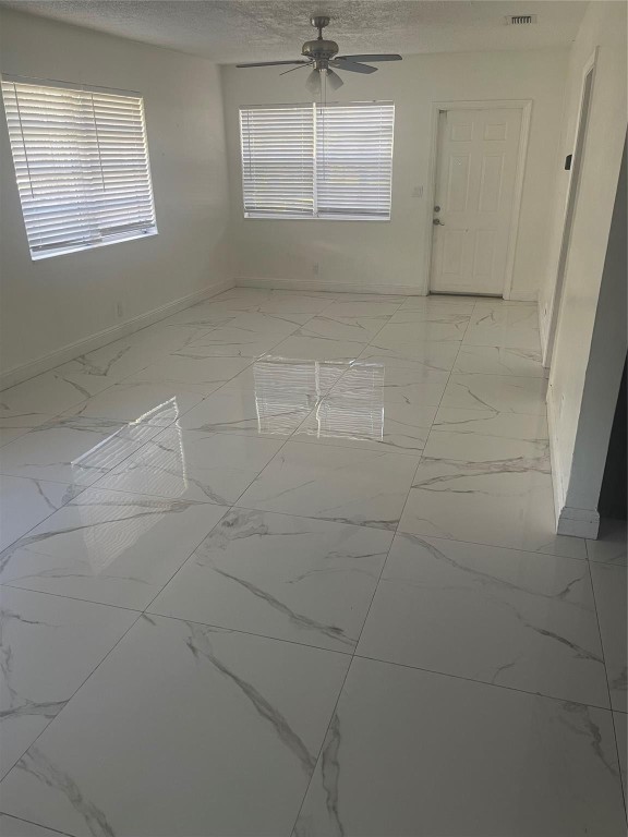 Hollywood Hills 6-22 B - Residential Lease