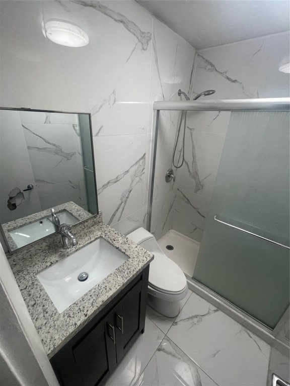 Hollywood Hills 6-22 B - Residential Lease