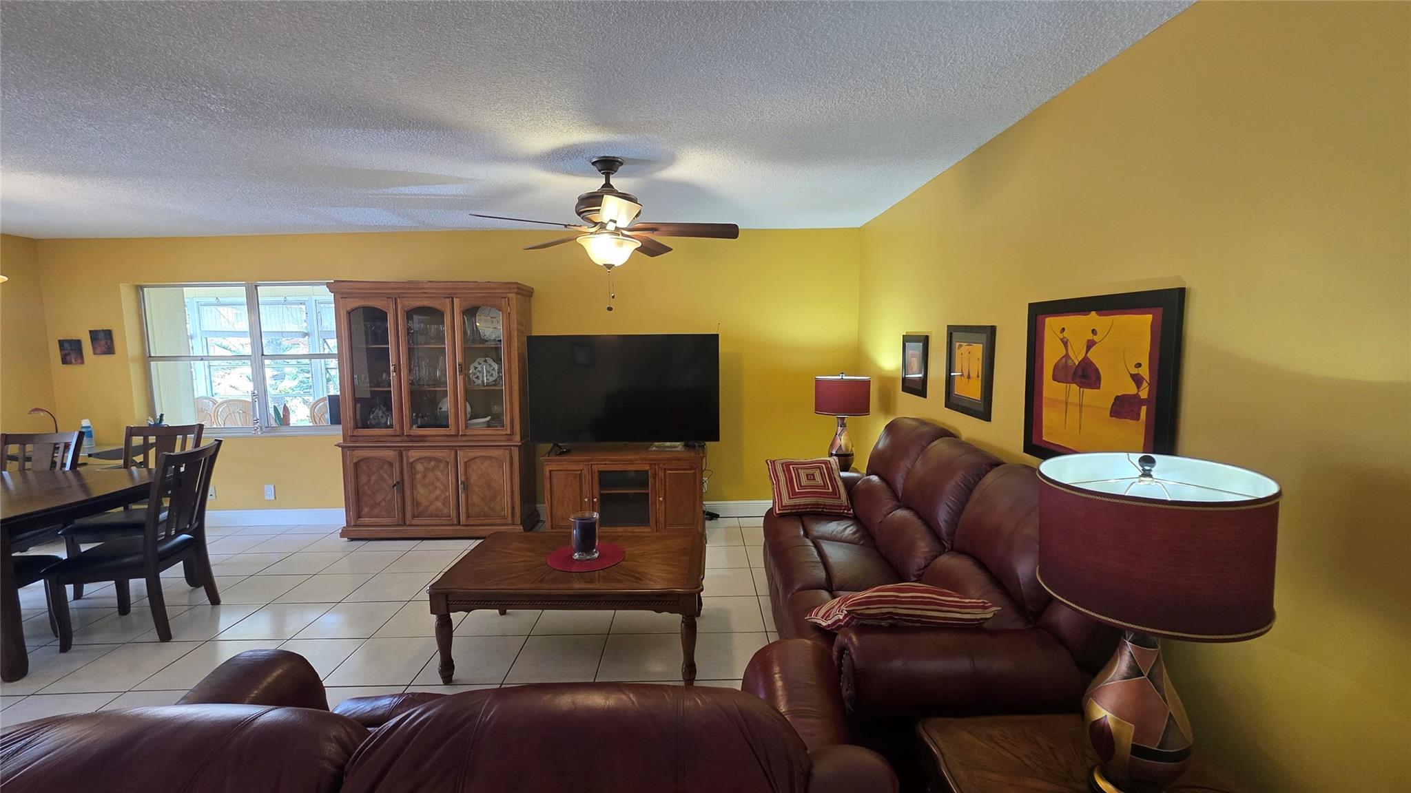 4047 NW 16 St 206