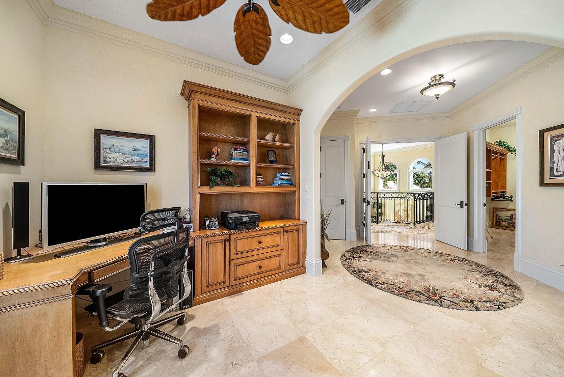 SAILFISH POINT - Residential