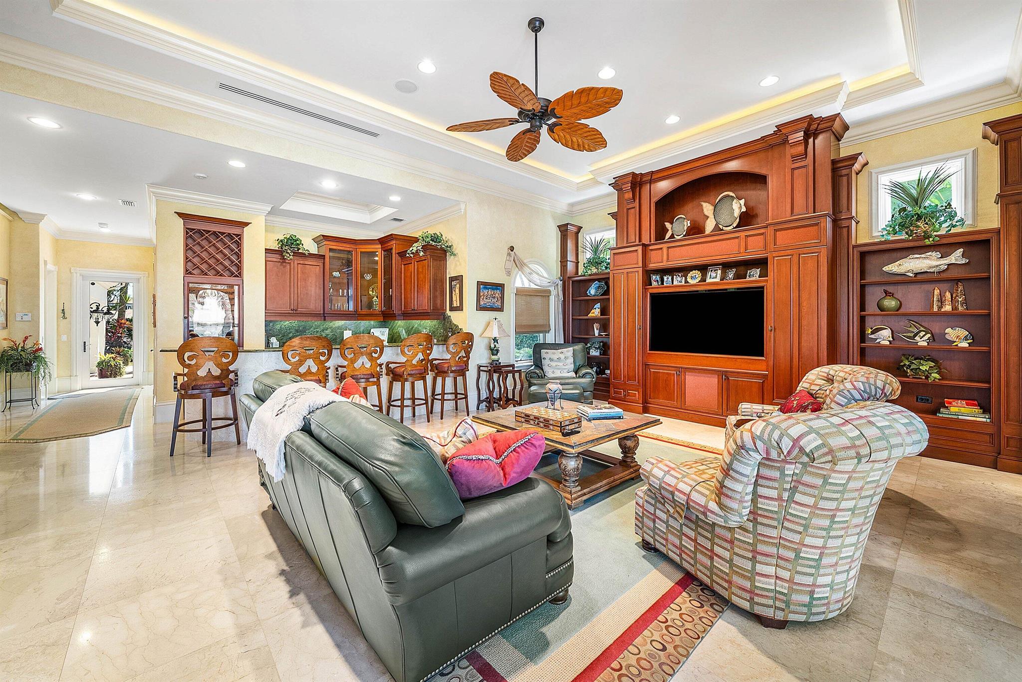 SAILFISH POINT - Residential