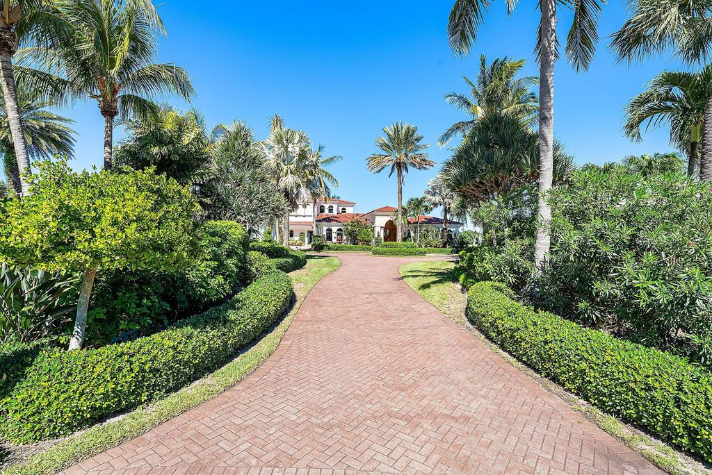 Photo of 6381 SE Harbor Circle, Stuart, FL 34996 (MLS # R11137794)