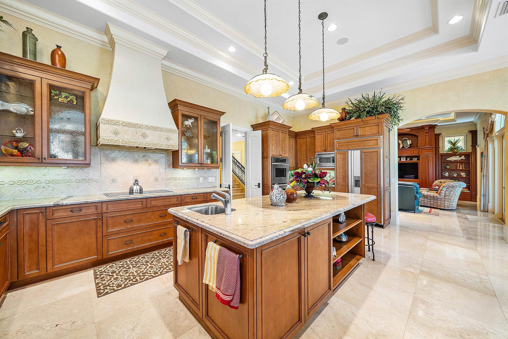 SAILFISH POINT - Residential