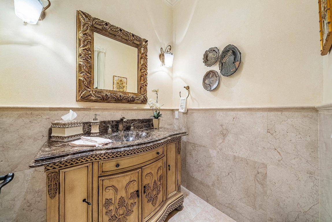 SAILFISH POINT - Residential