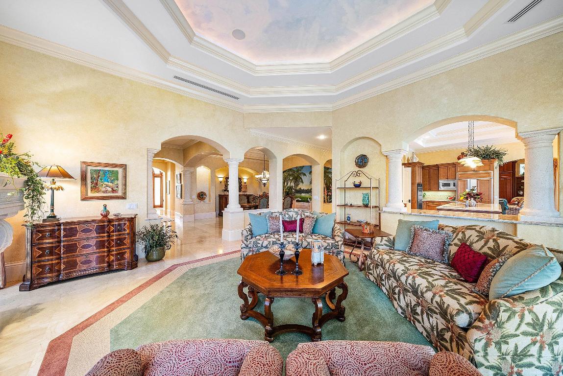 SAILFISH POINT - Residential