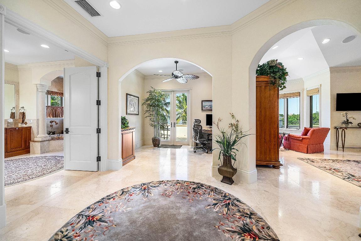 SAILFISH POINT - Residential