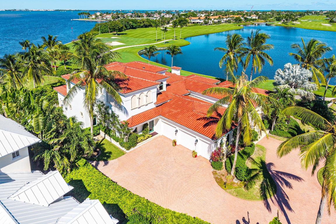 SAILFISH POINT - Residential