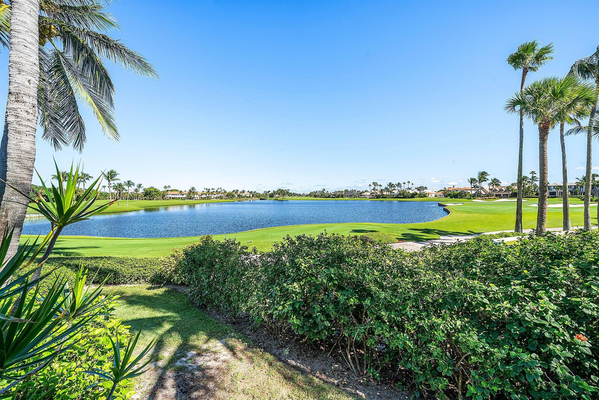 SAILFISH POINT - Residential