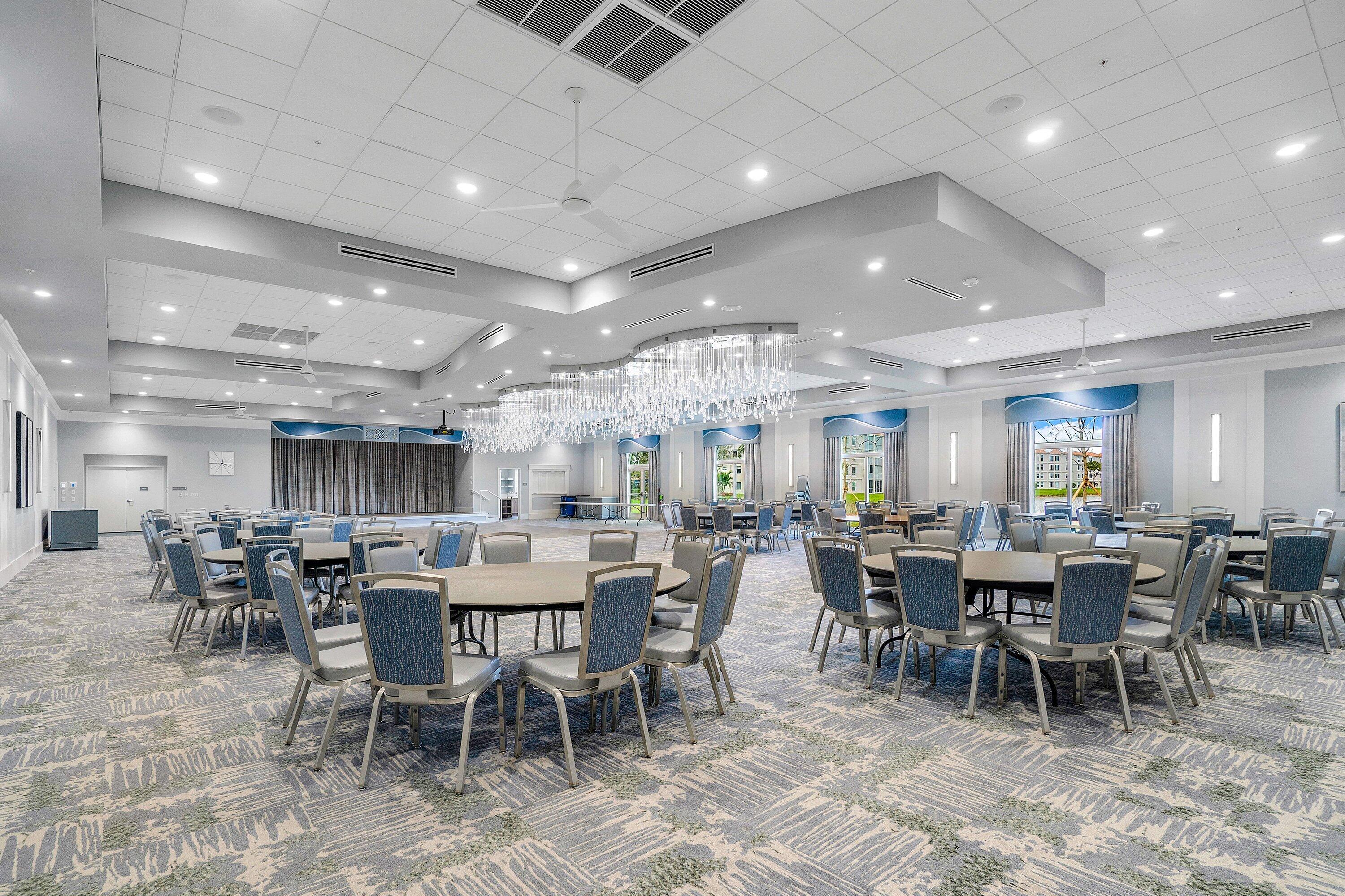 HUNTINGTON POINTE - Residential