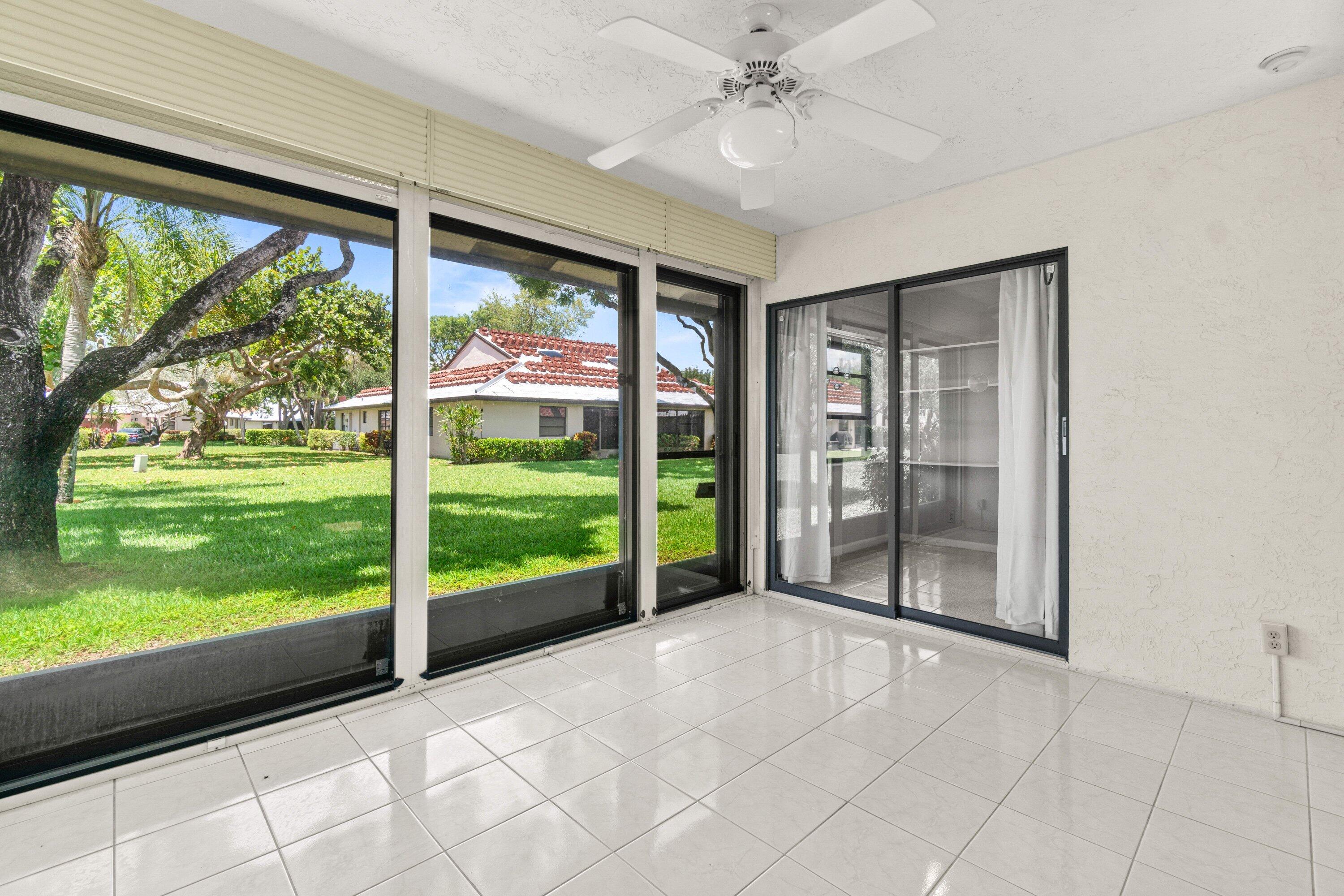 HUNTINGTON POINTE - Residential