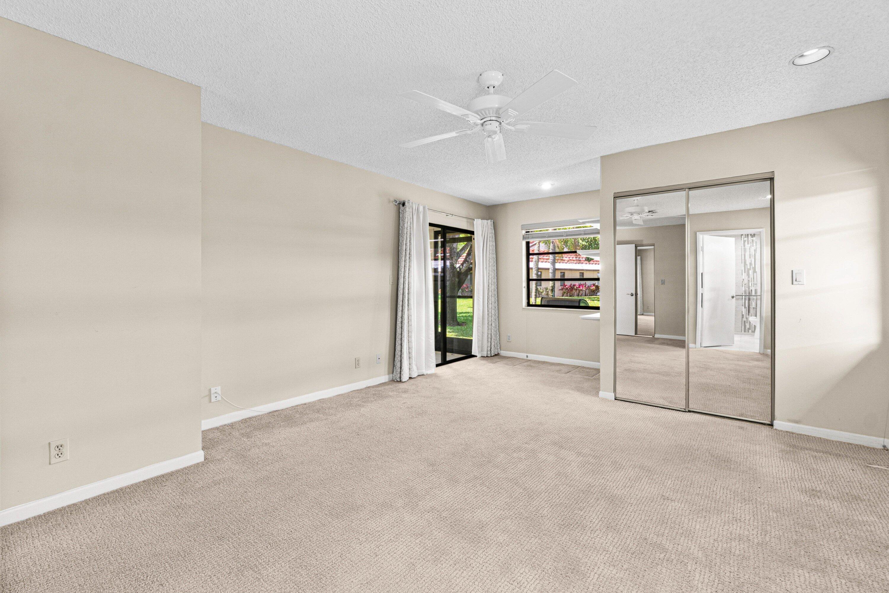 HUNTINGTON POINTE - Residential
