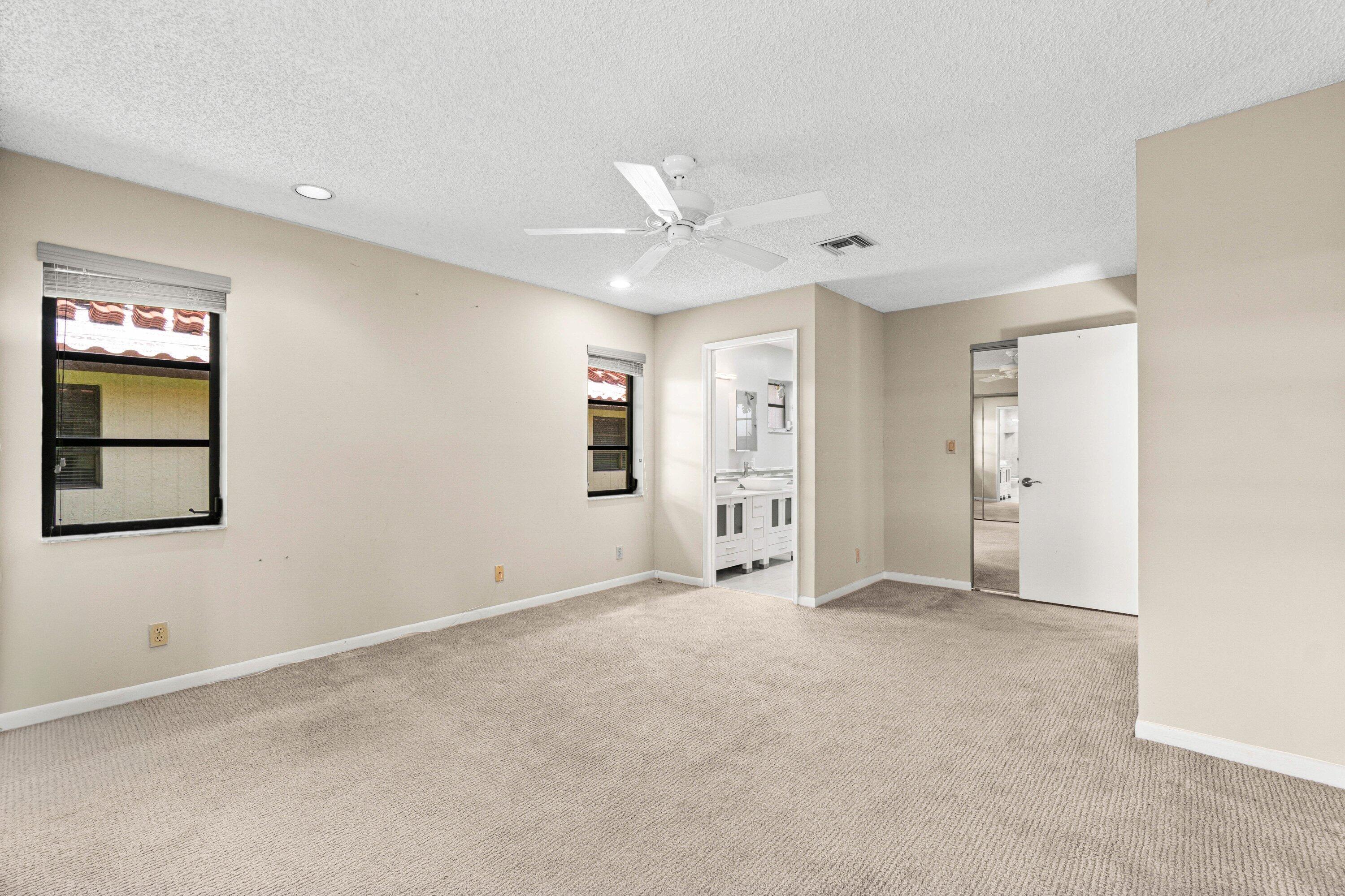 HUNTINGTON POINTE - Residential