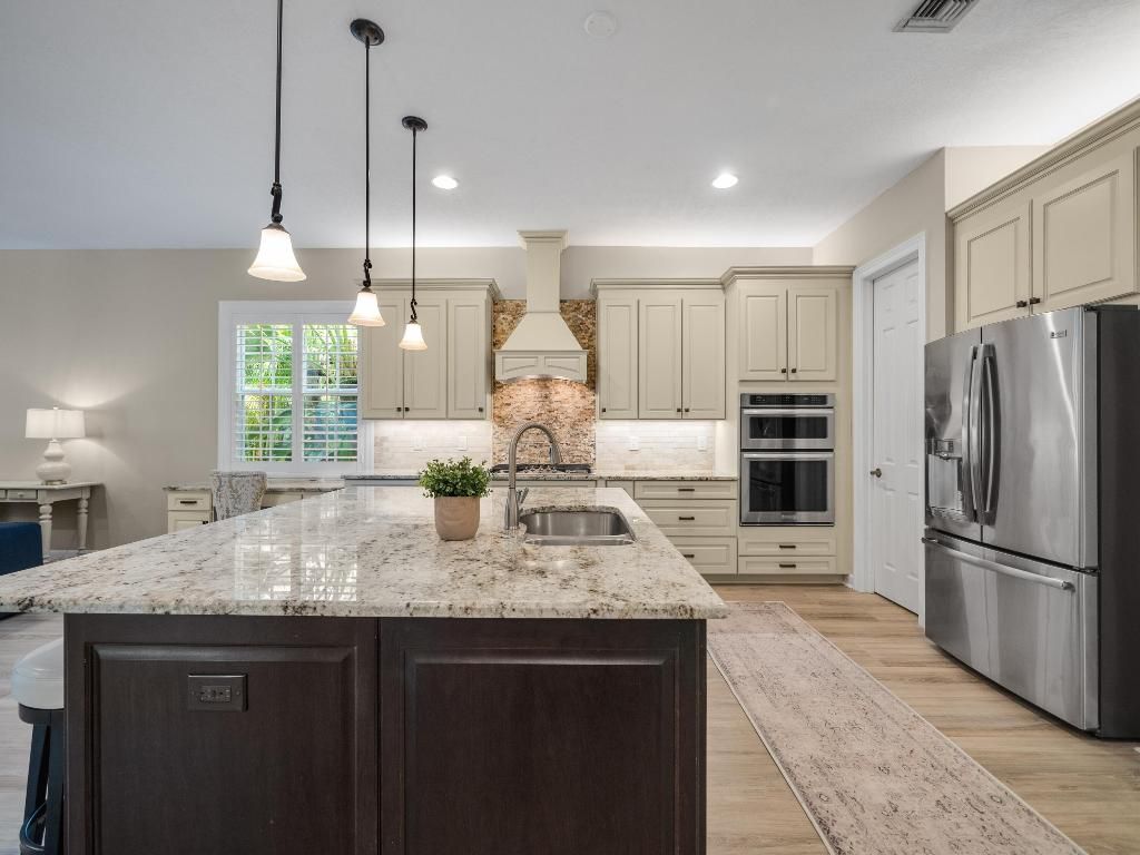 Photo of 932 Mill Creek Drive, Palm Beach Gardens, FL 33410 (MLS # R11134010)