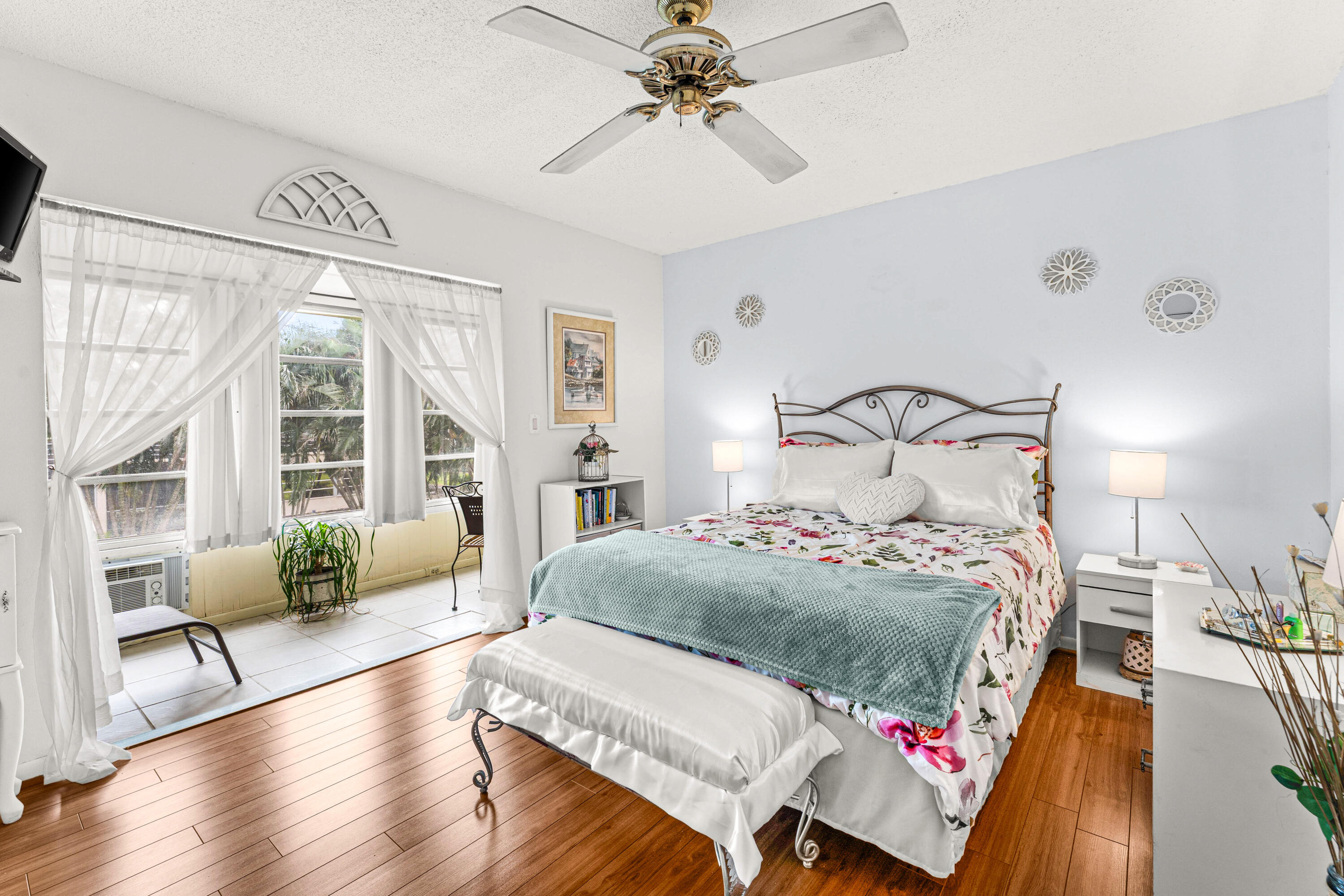 SHEFFIELD CONDOS A TO Q - Residential