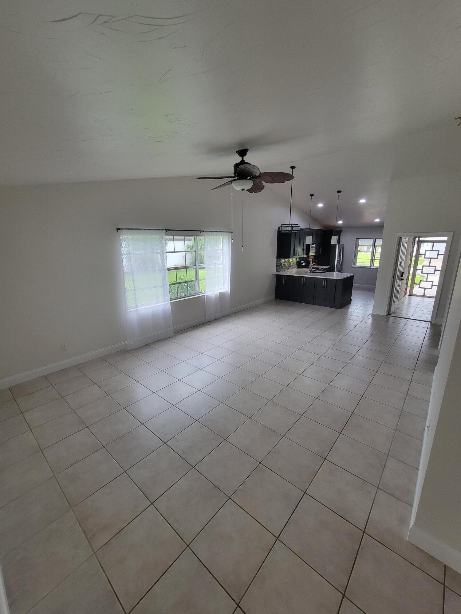 INDIAN CREEK PH 1 - Residential Lease