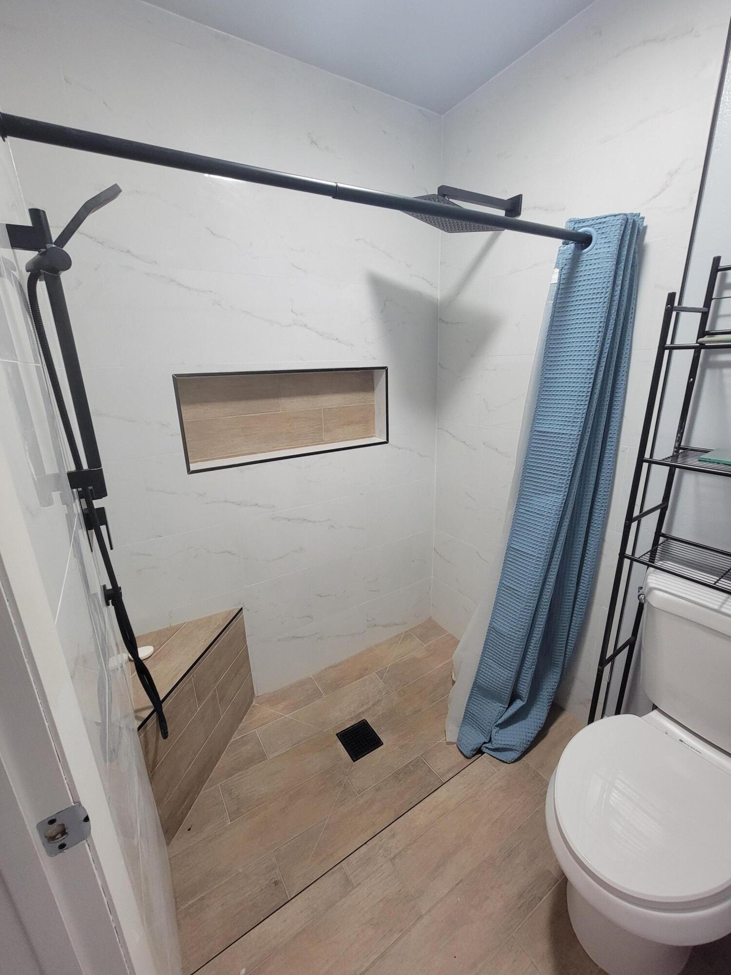 INDIAN CREEK PH 1 - Residential Lease