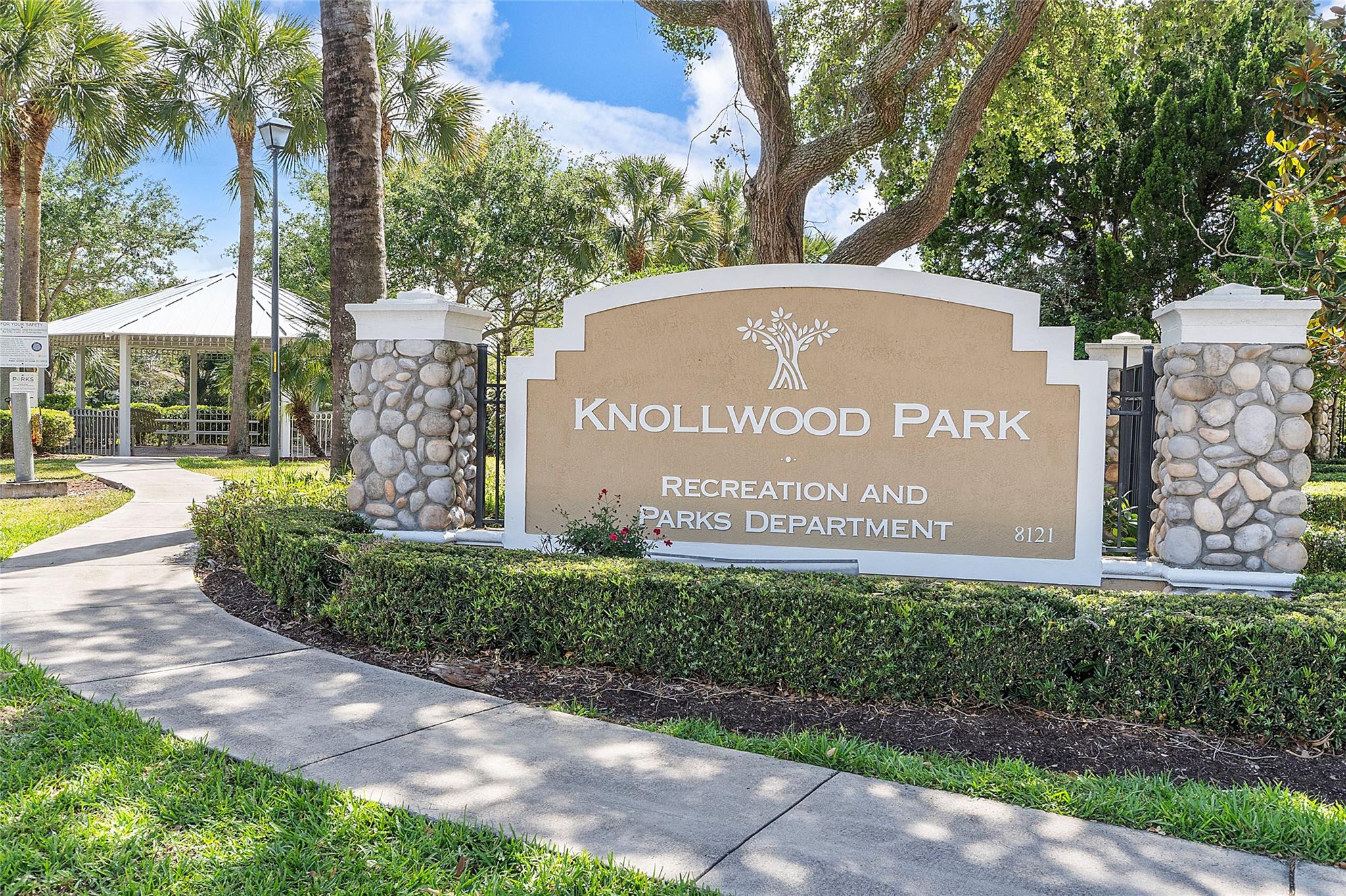 KNOLLWOOD PUD - Residential