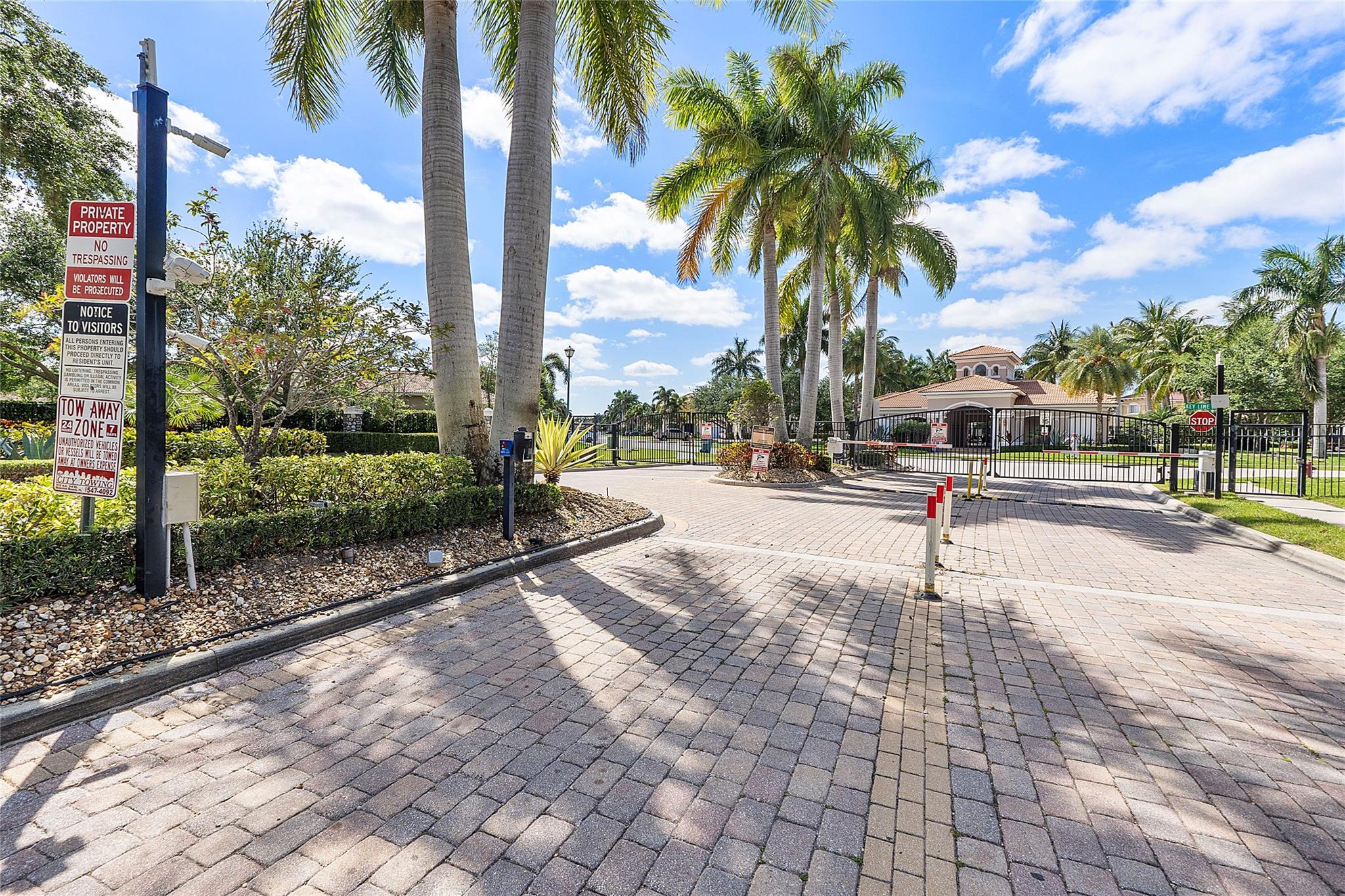 KNOLLWOOD PUD - Residential