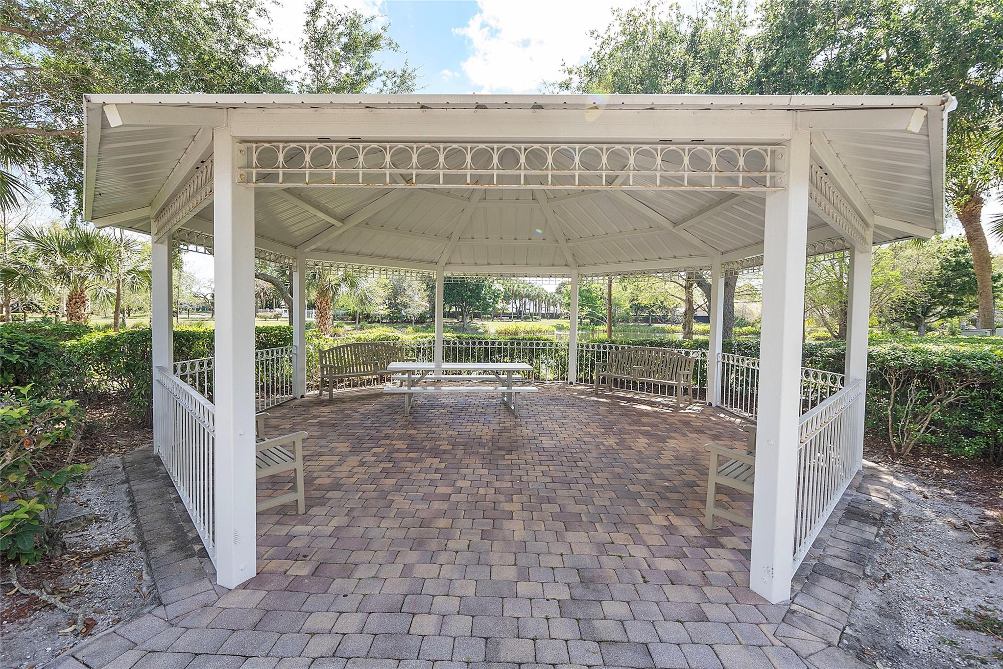 KNOLLWOOD PUD - Residential