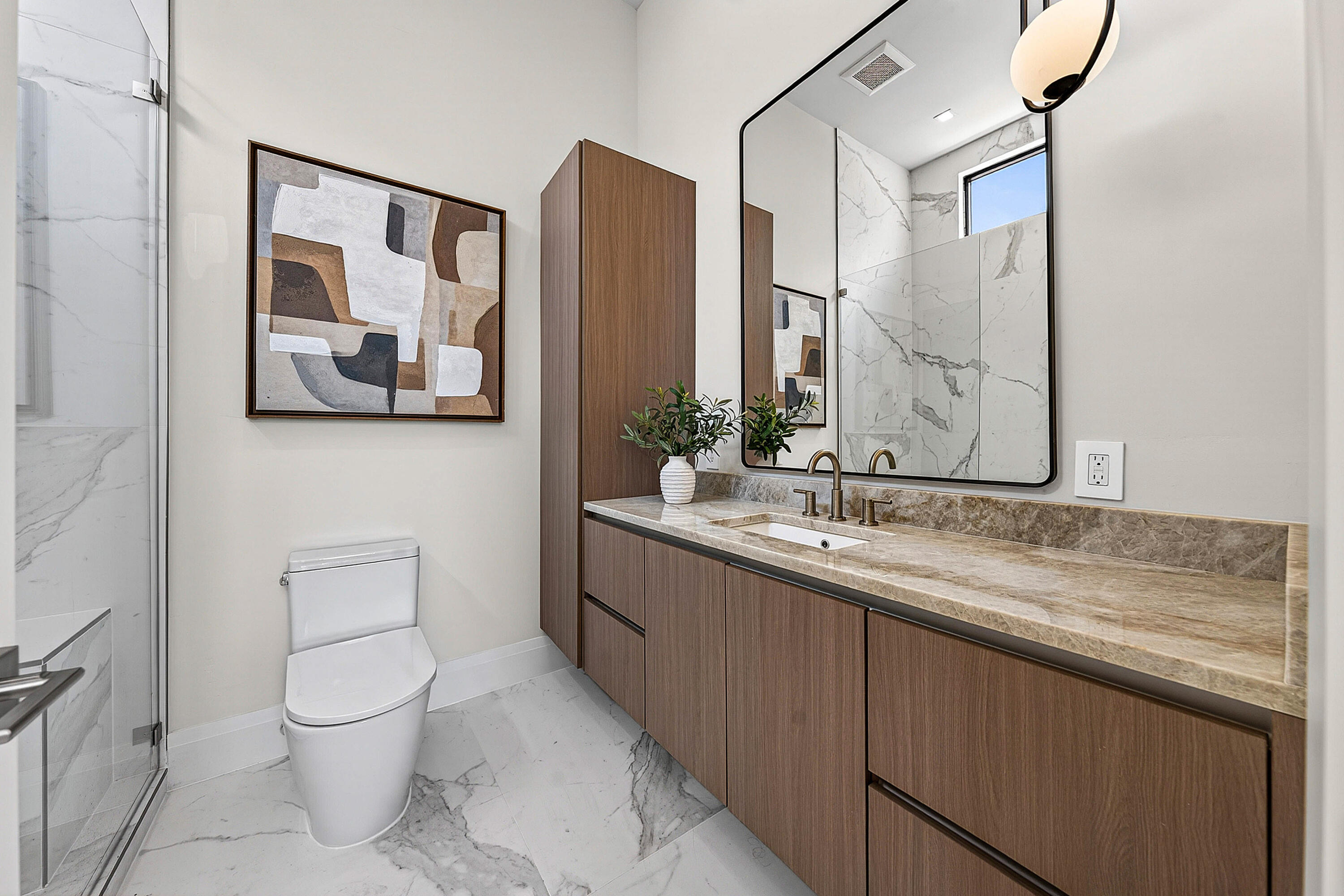 LAKE ESTATES - Residential