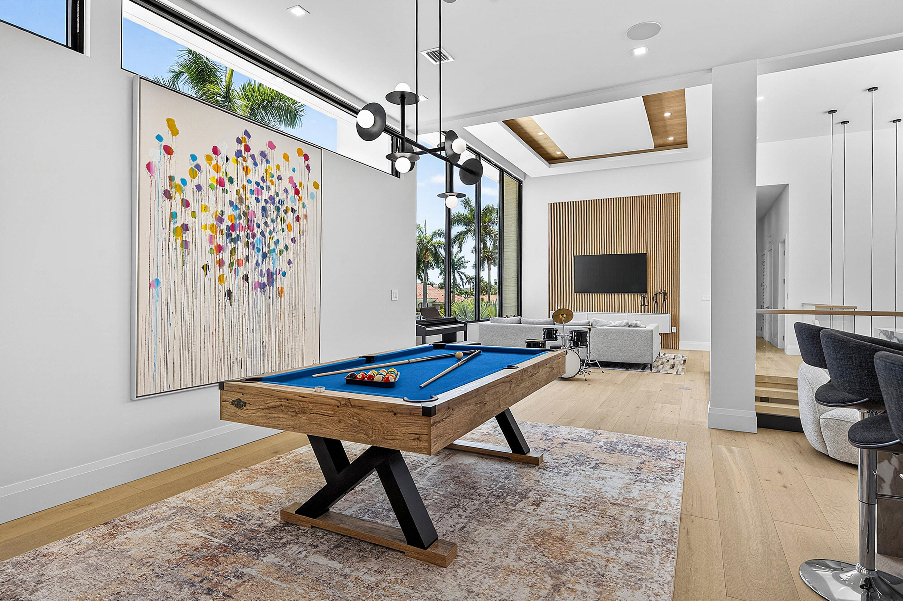 LAKE ESTATES - Residential