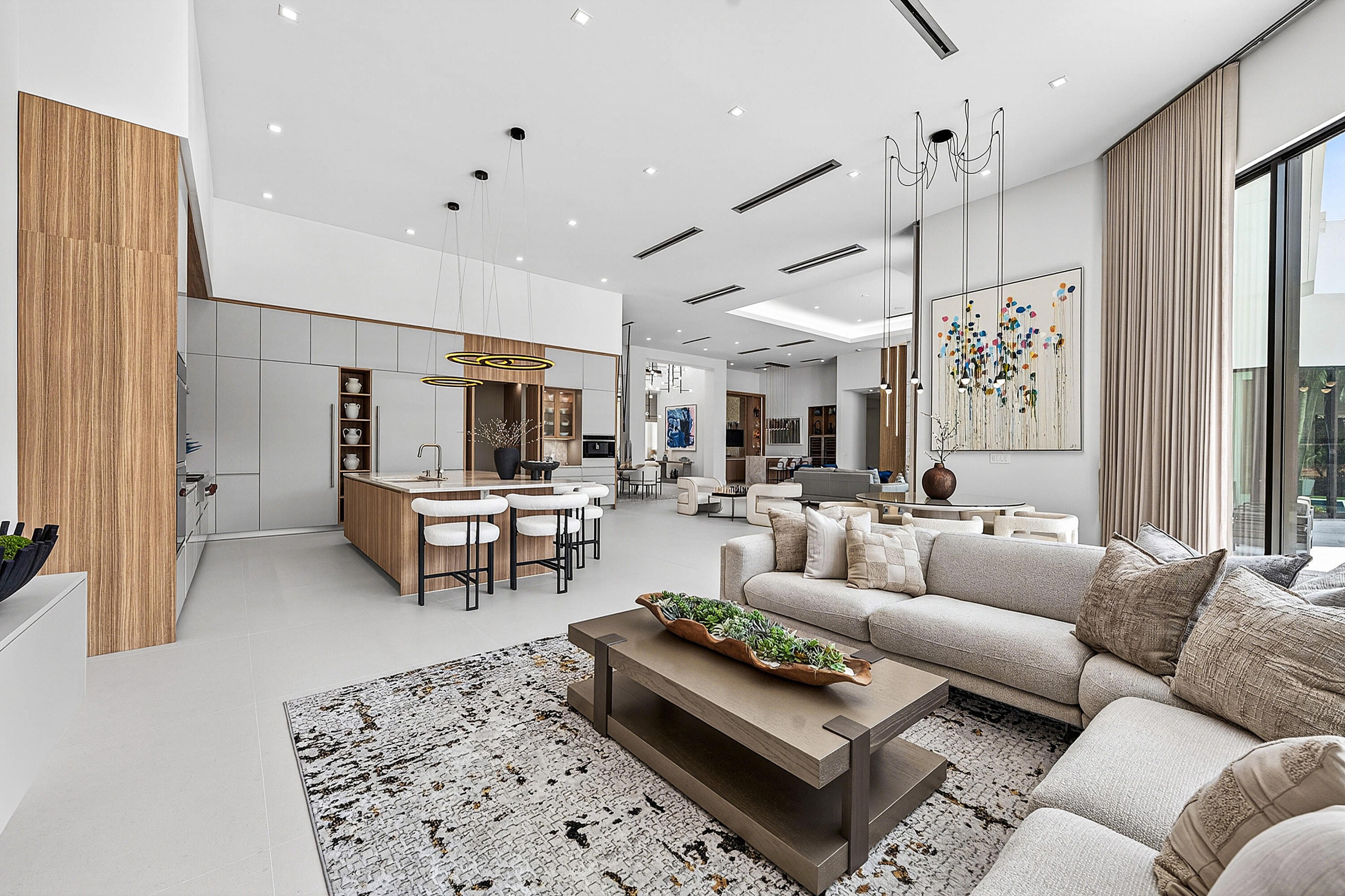 LAKE ESTATES - Residential