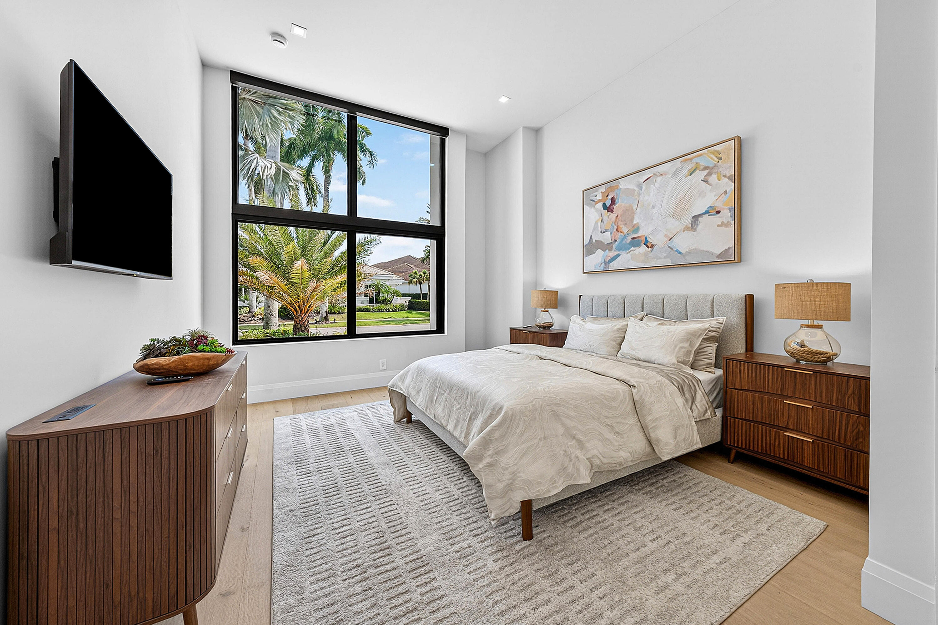 LAKE ESTATES - Residential