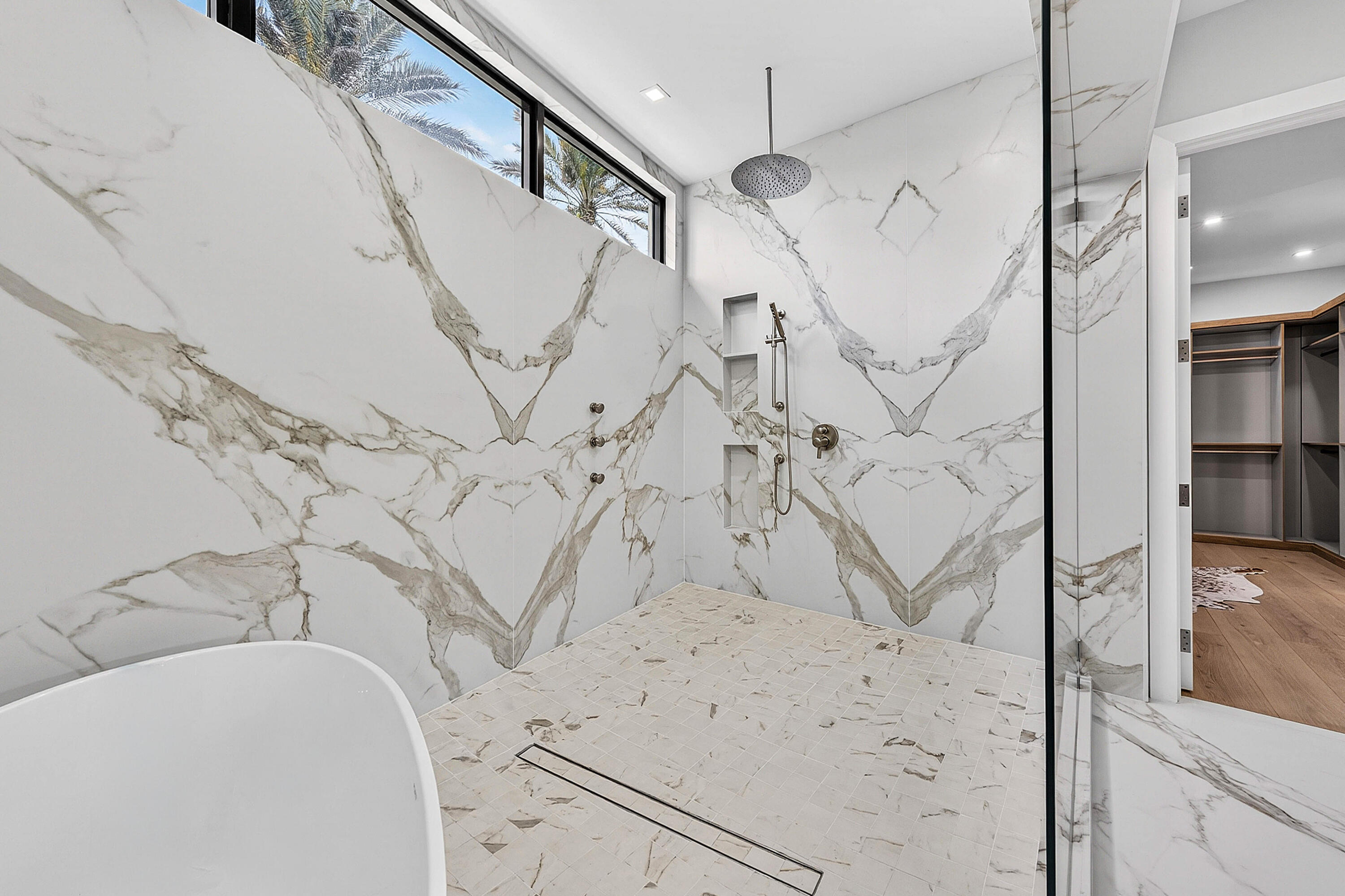 LAKE ESTATES - Residential