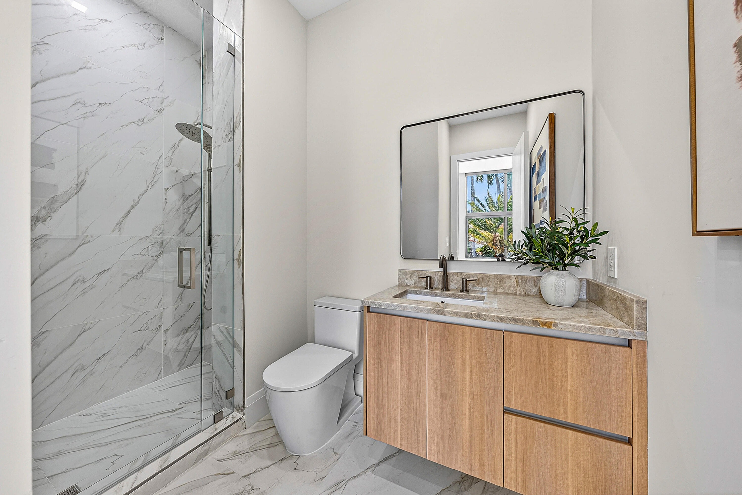 LAKE ESTATES - Residential