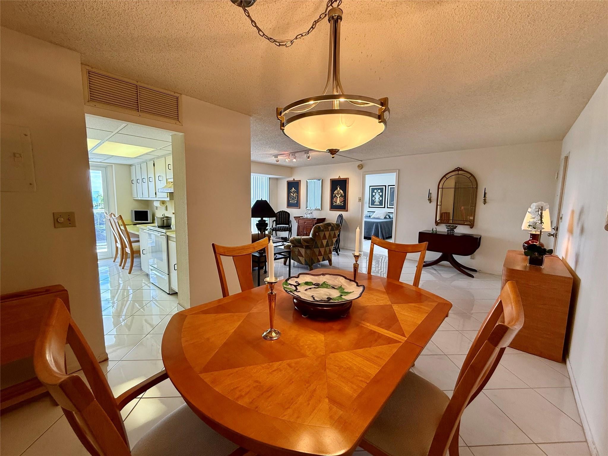 2841 N Ocean Boulevard 603