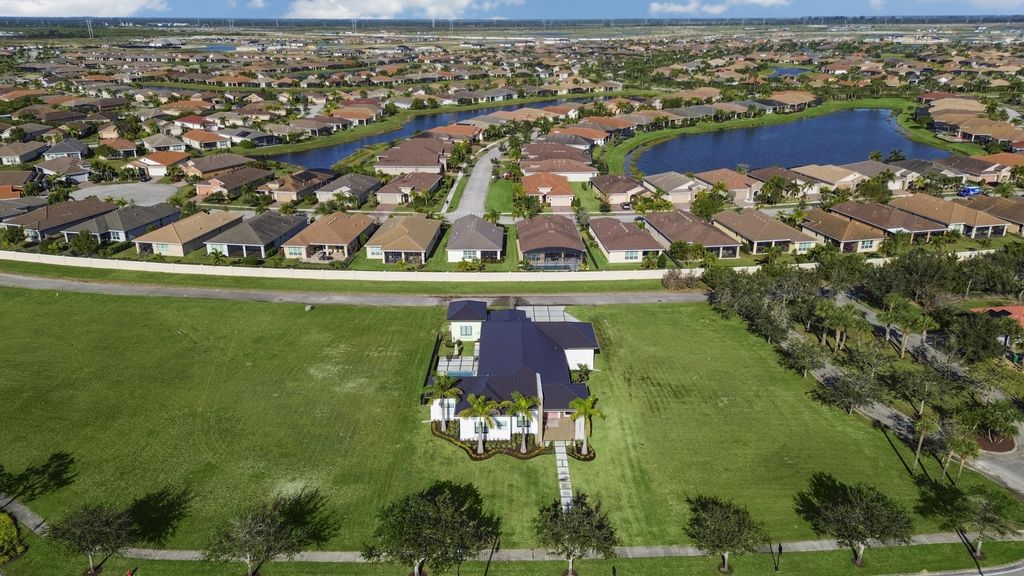 Photo of 11858 SW Westcliffe Lane, Port Saint Lucie, FL 34987 (MLS # R10943633)